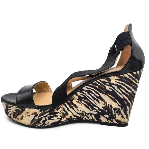 BCBG Generation platform sandals size 8.5B - Picture 4 of 10